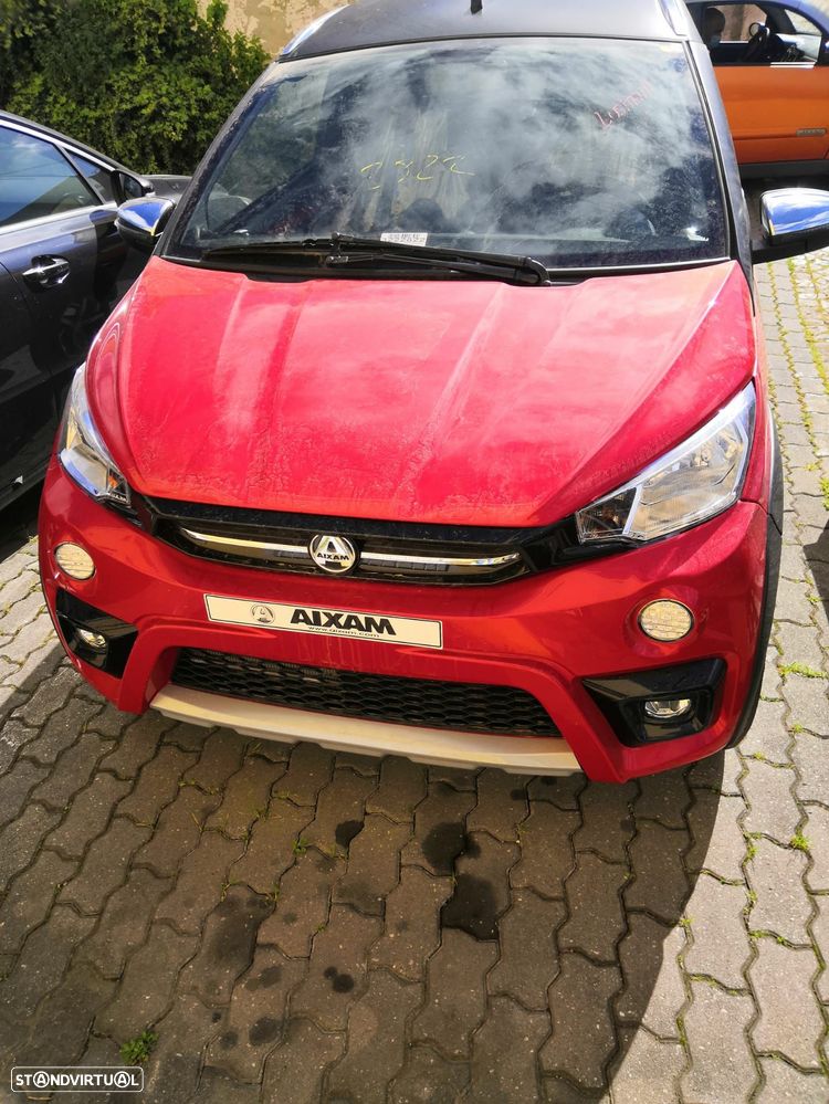 Aixam Crossover - 10