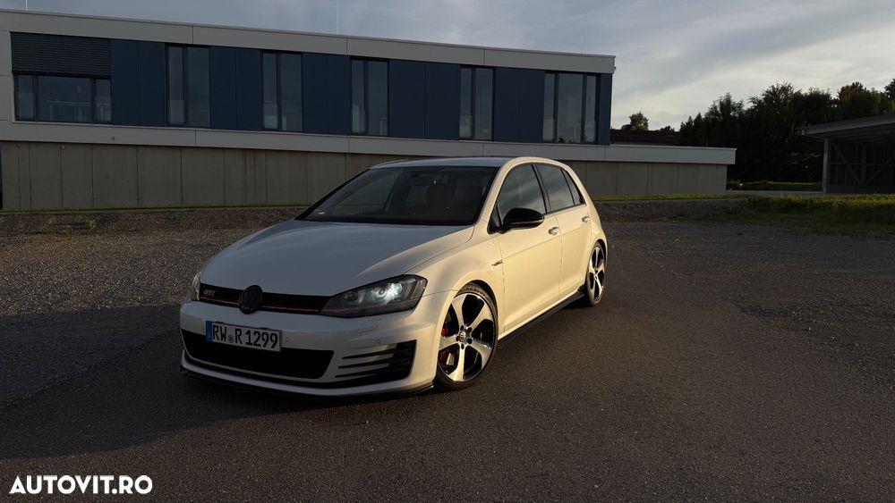 Volkswagen Golf 2.0 TSI BMT GTI Performance - 1