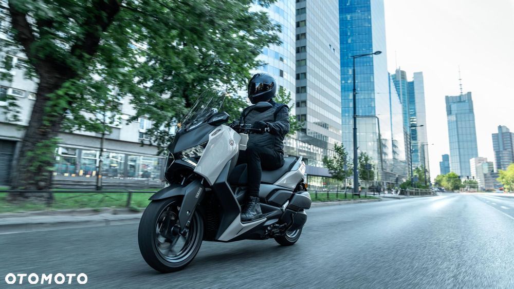 Yamaha X-max - 4