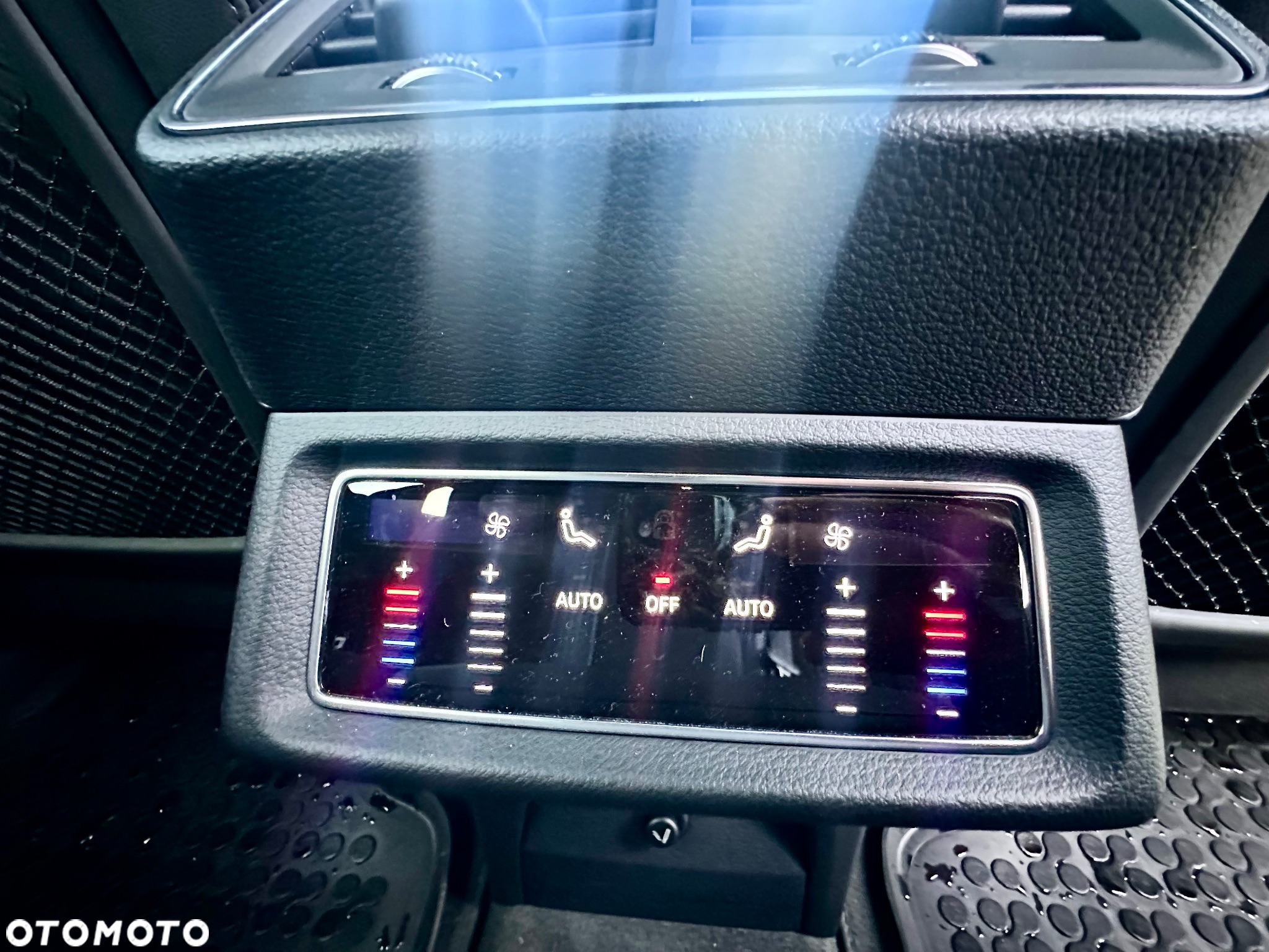 Audi e-tron 55 Quattro S Line - 14