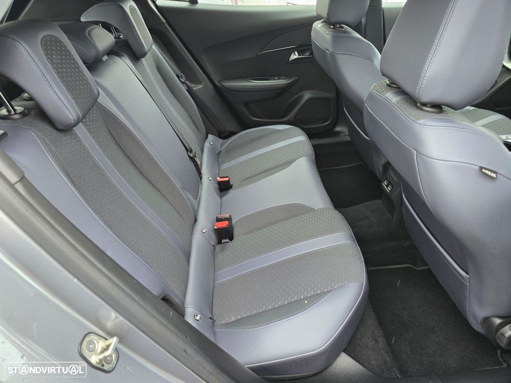 Peugeot 2008 1.2 PureTech Allure - 25