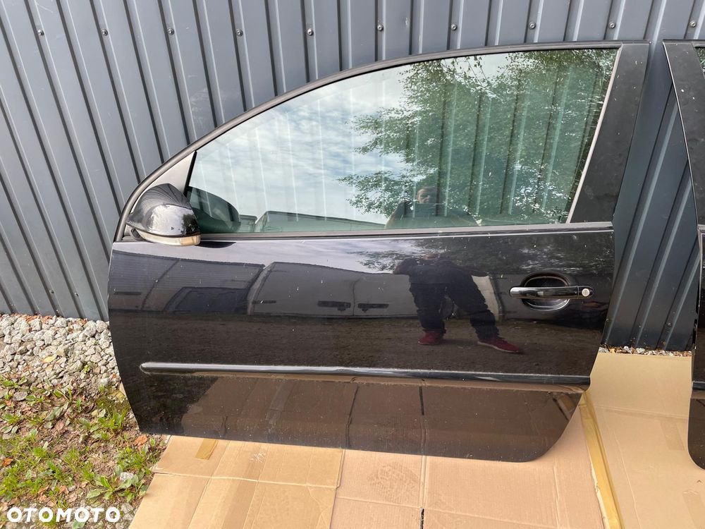 DRZWI LEWE PRAWE PRZÓD KPL VW GOLF V 3D - 1