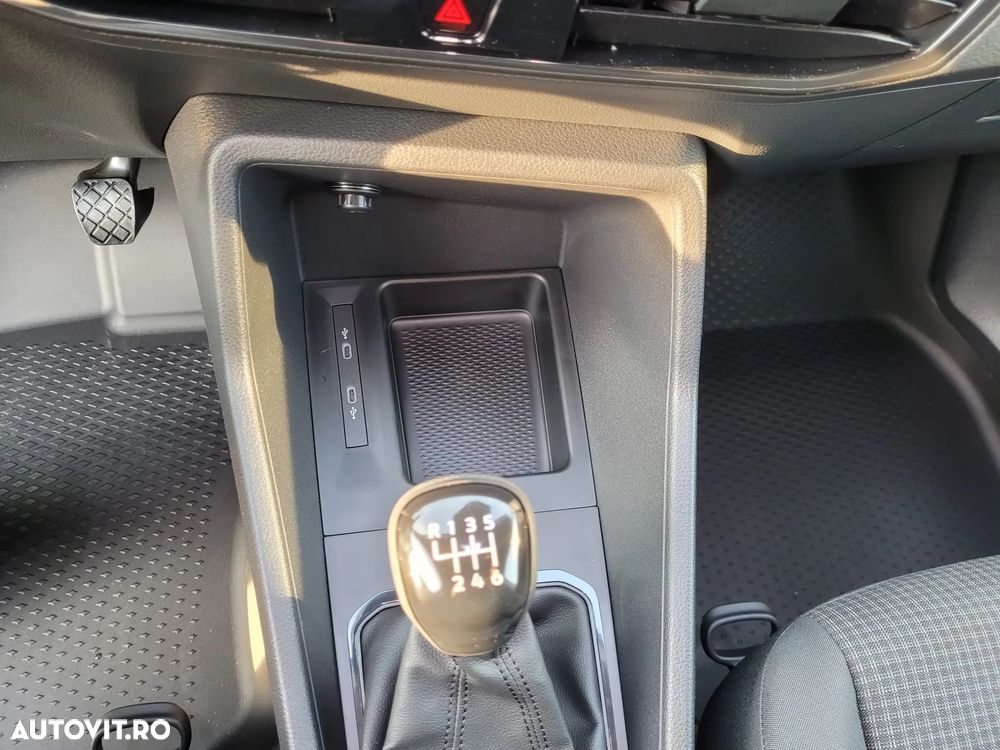 Volkswagen Caddy Maxi Cargo - 17