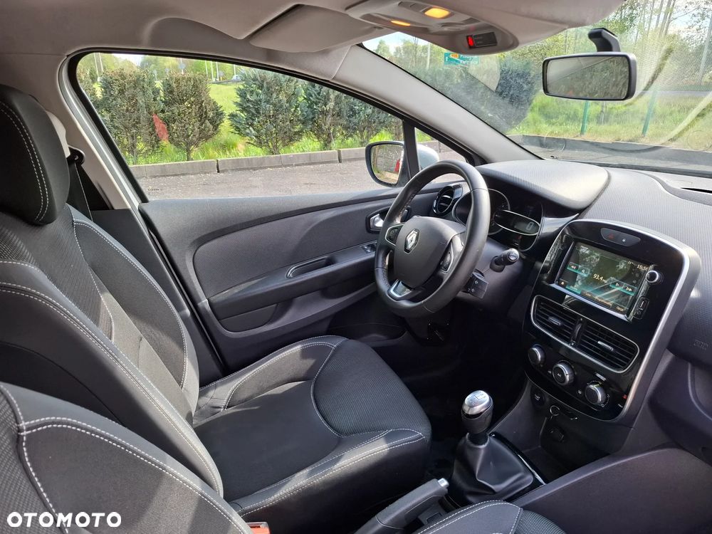 Renault Clio - 20