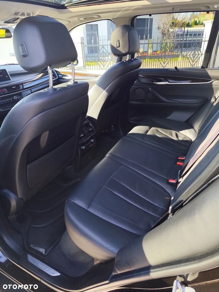 BMW X5 xDrive35i - 8