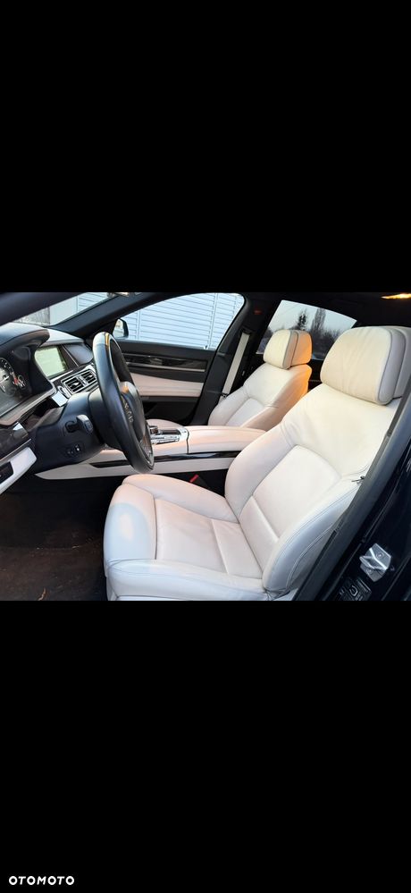BMW Seria 7 740d xDrive - 18