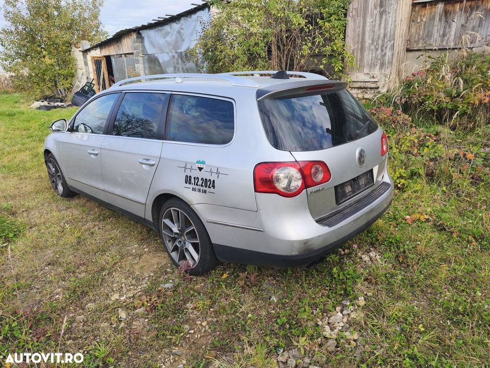 Bară spate gri LA7W Volkswagen Passat B6 break variant - 2