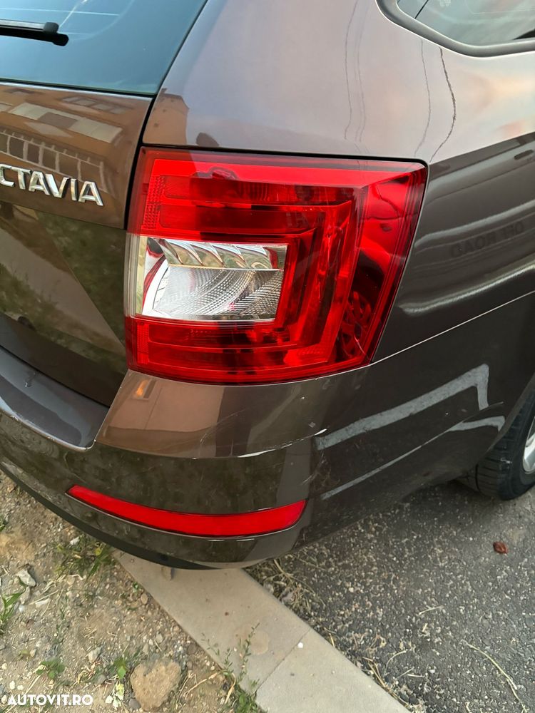 Skoda Octavia 1.6 TDI Ambiente DSG - 3