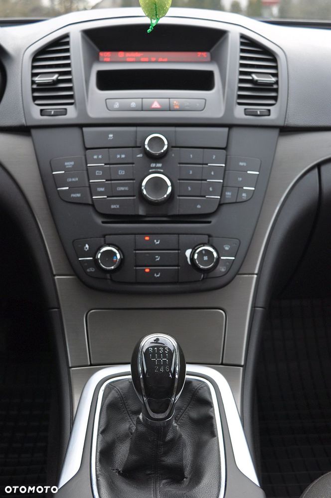 Opel Insignia 2.0 CDTI Edition - 25