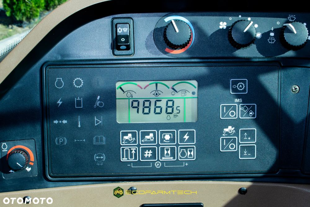 John Deere 8220 - 12