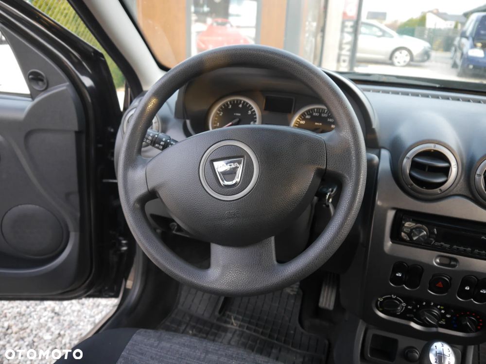 Dacia Duster 1.6 - 8