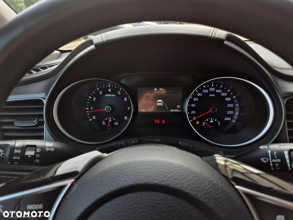 Kia XCeed - 22