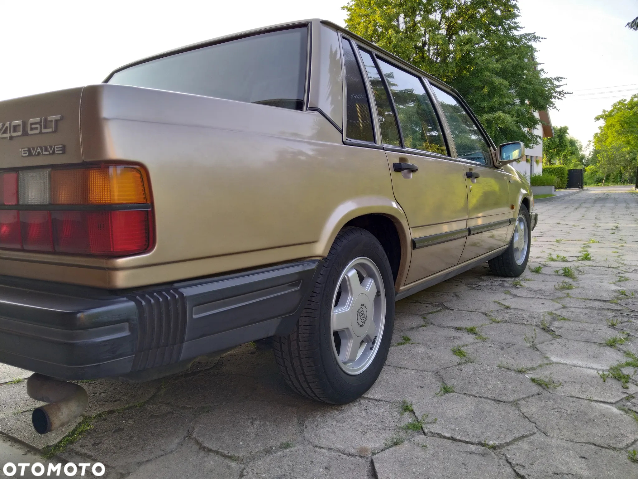Volvo Seria 700 - 2