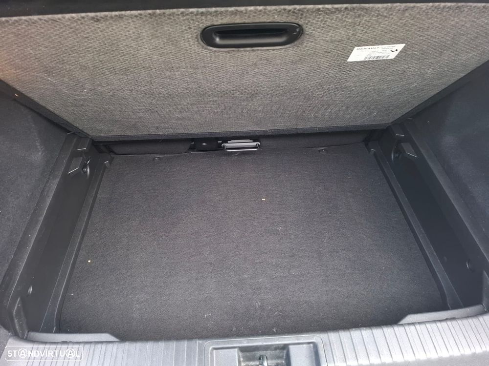 Renault Captur 1.0 TCe Exclusive - 48