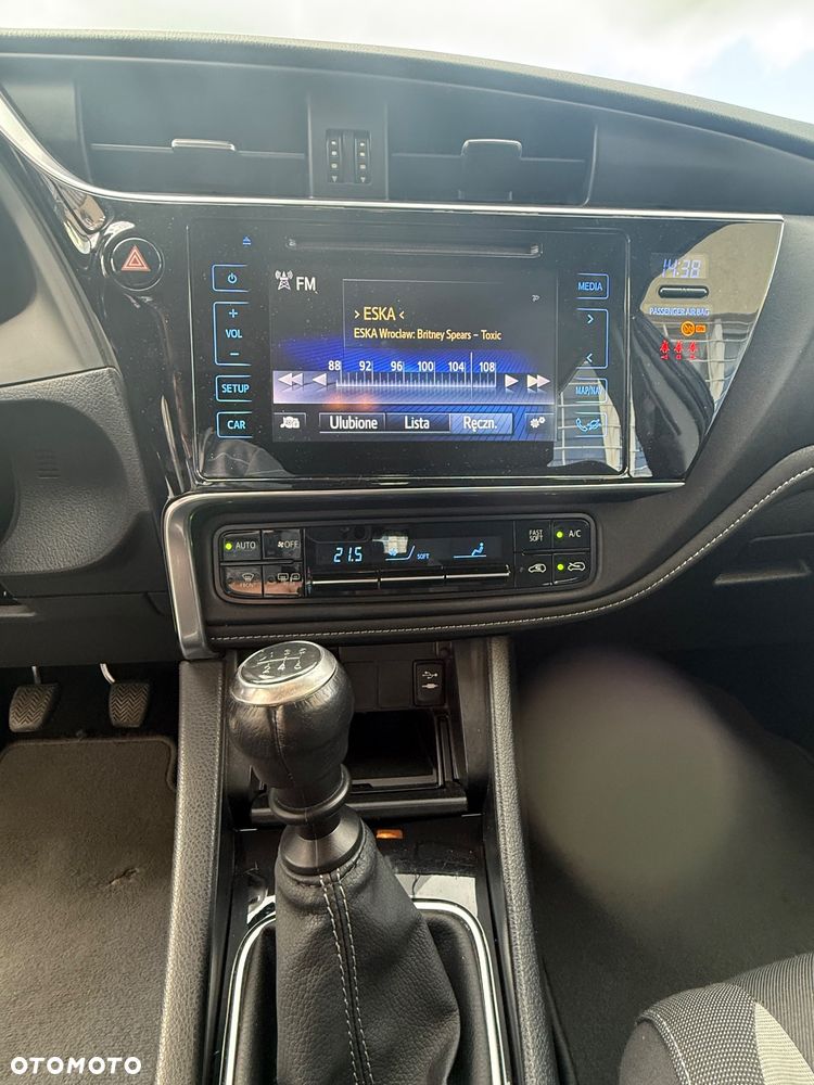 Toyota Auris - 11