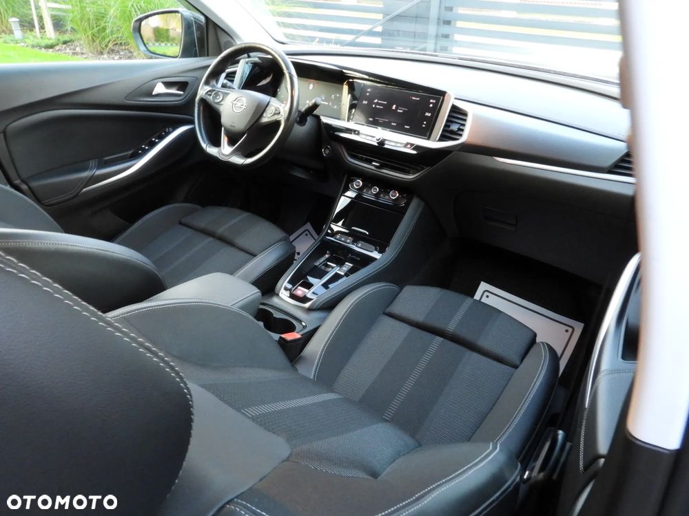 Opel Grandland X - 34