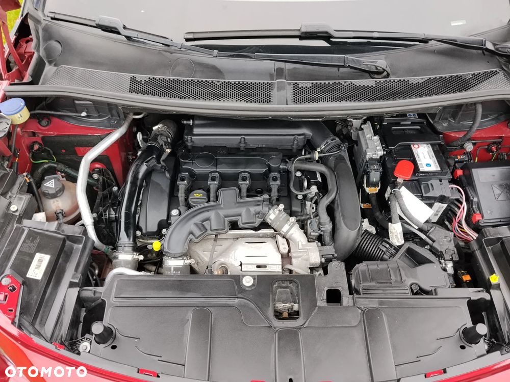 Peugeot 3008 1.6 THP Active S&S EAT6 - 37
