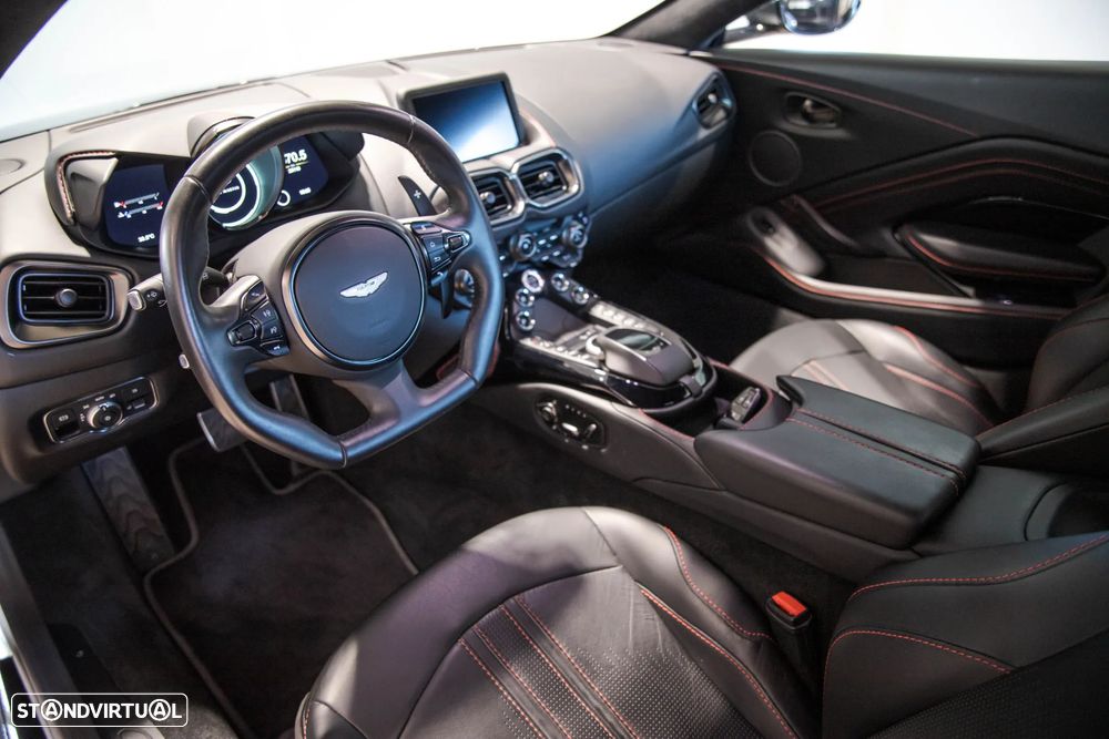 Aston Martin Vantage Coupe V8 - 18