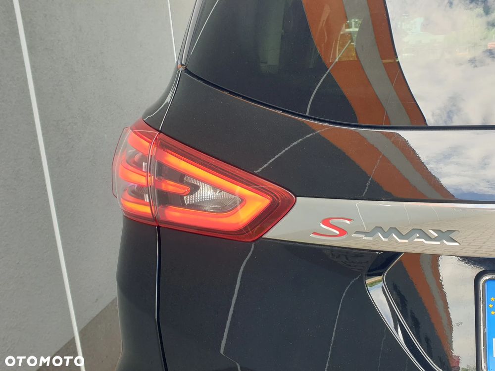 Ford S-Max - 34