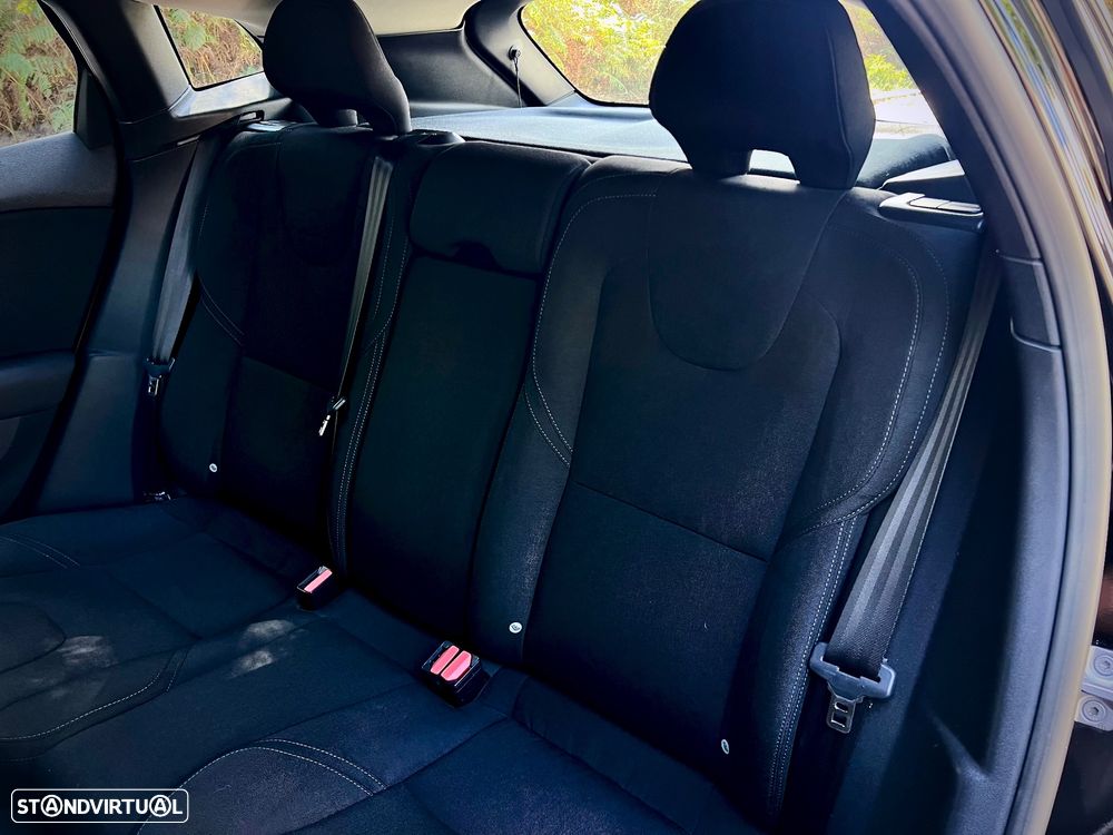 Volvo V40 2.0 D2 Momentum - 12