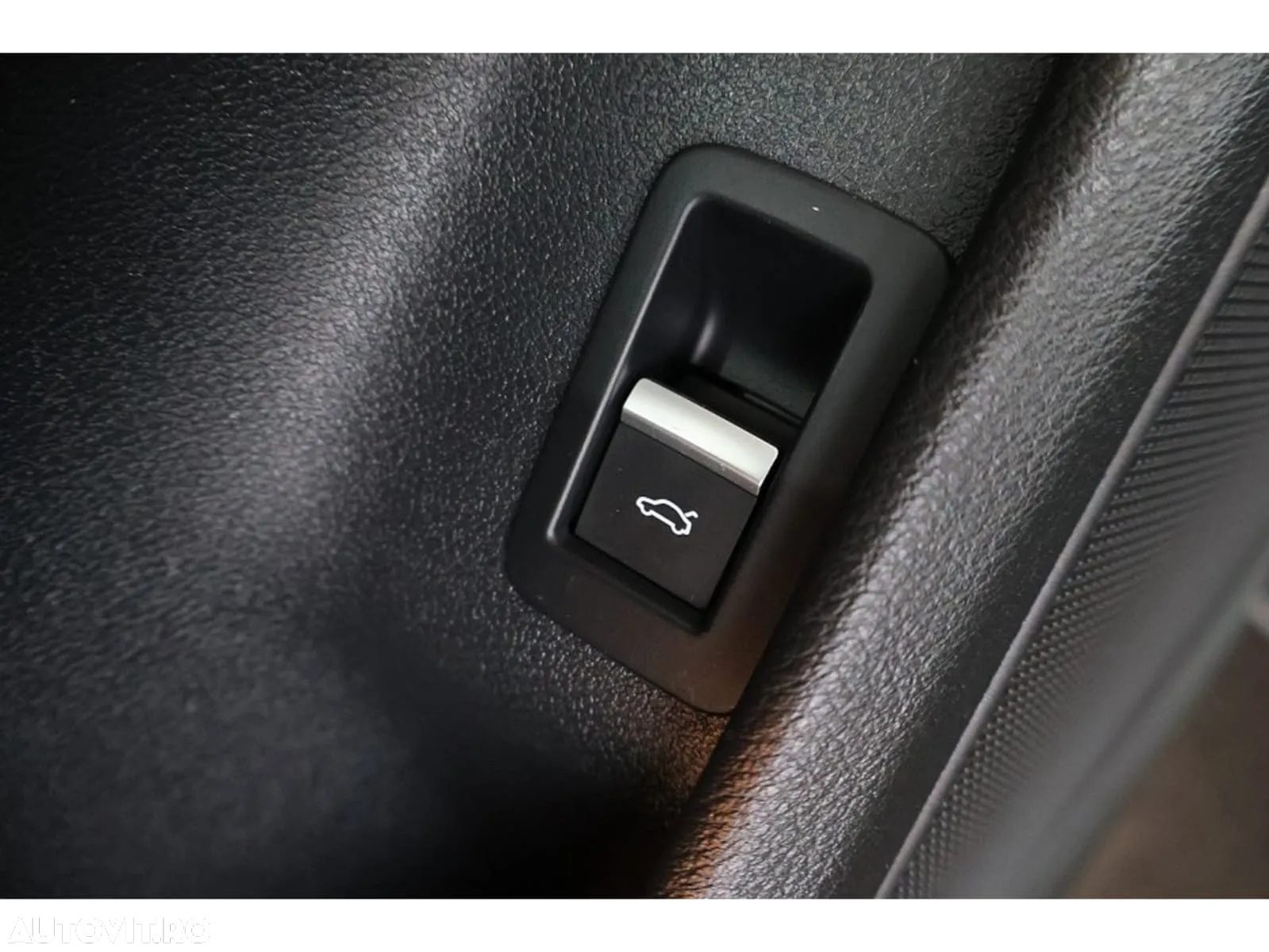 Audi A4 Avant 2.0 35 TFSI S tronic MHEV Advanced - 10