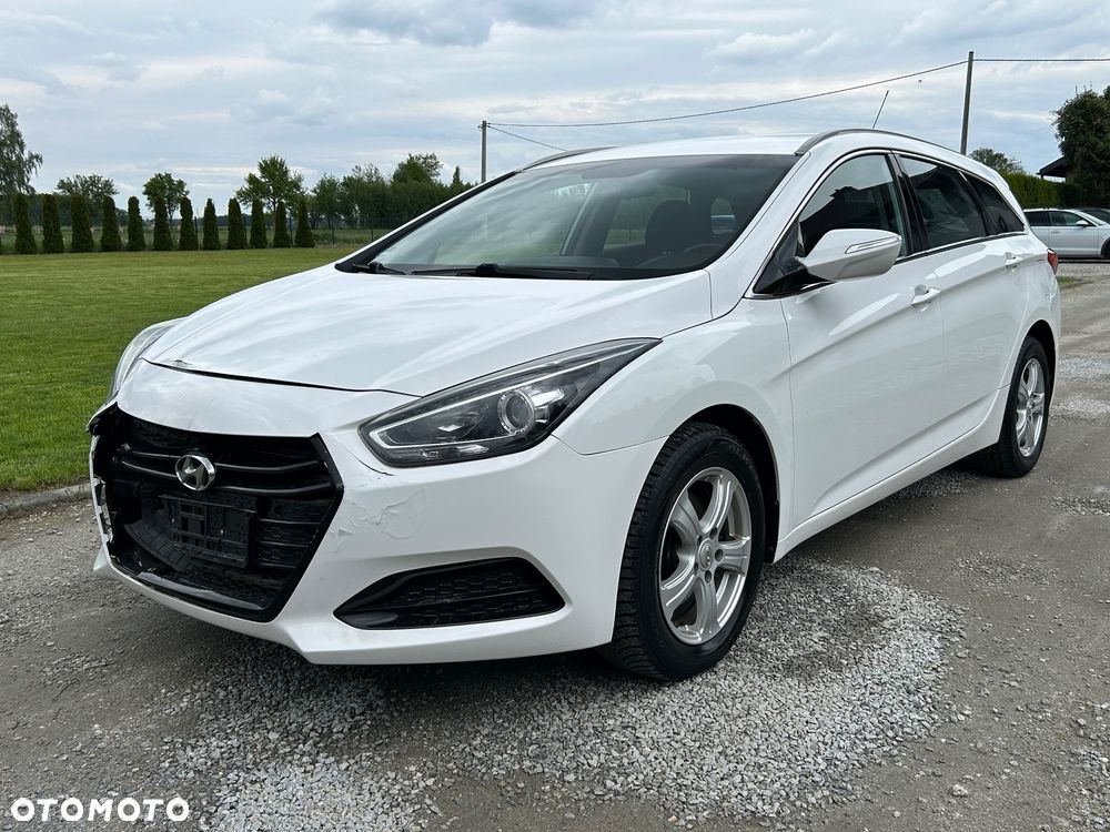 Hyundai i40 Kombi 1.7 CRDi Style - 11
