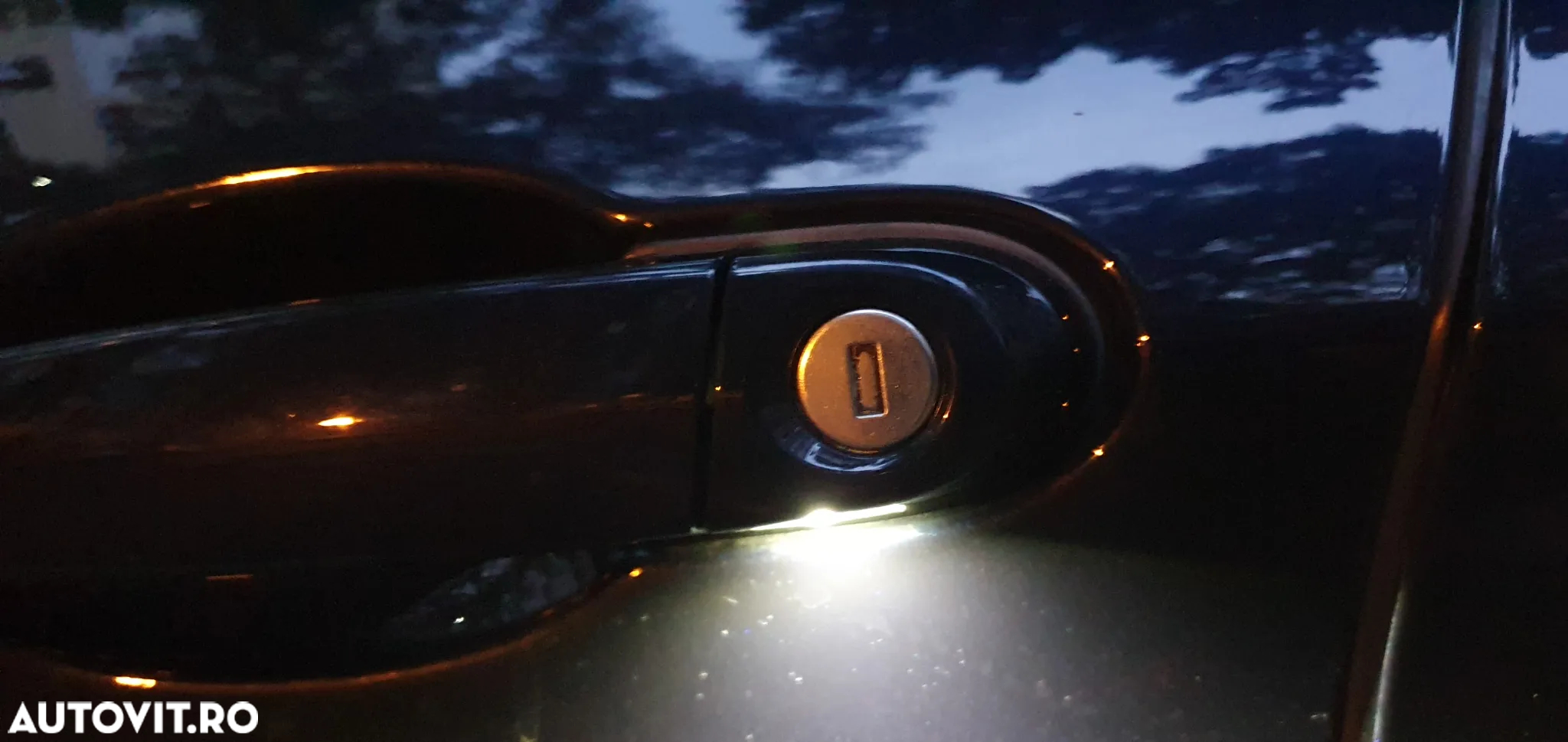 BMW Seria 3 318d - 15