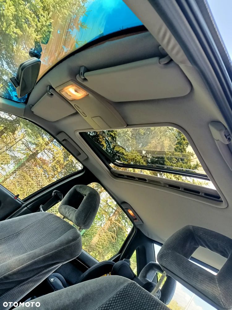 Opel Vectra 2.0 CDX - 23