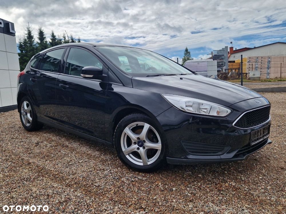 Ford Focus 1.0 EcoBoost Trend Edition - 25
