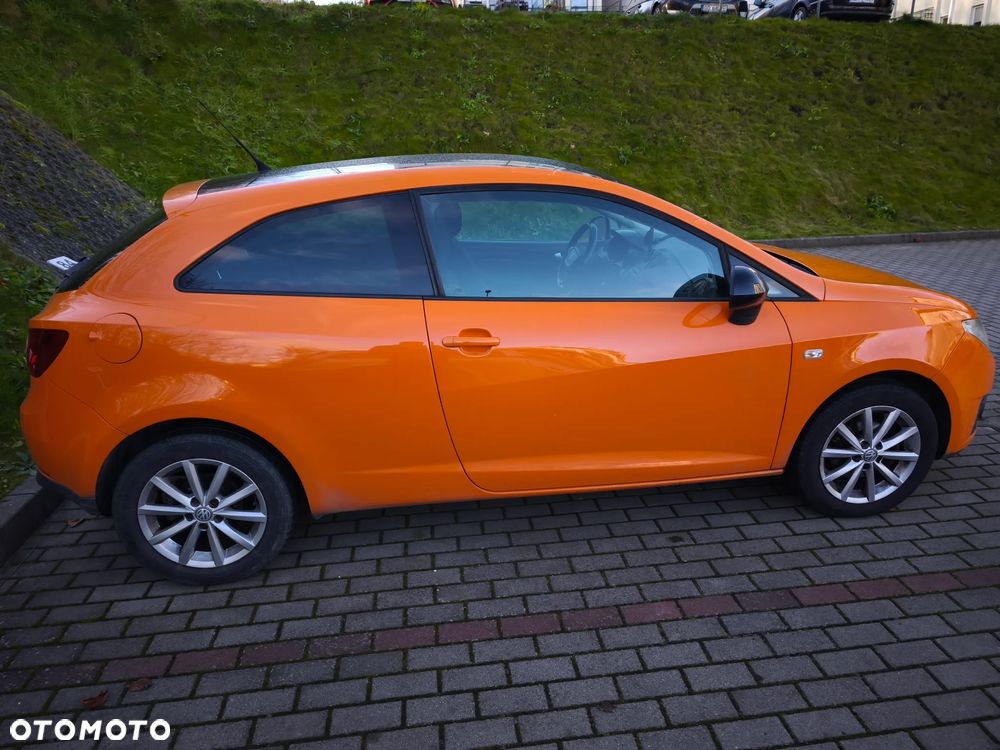 Seat Ibiza SC 1.6 16V Reference - 4
