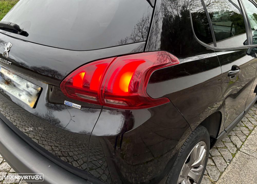 Peugeot 2008 1.2 PureTech Style - 21