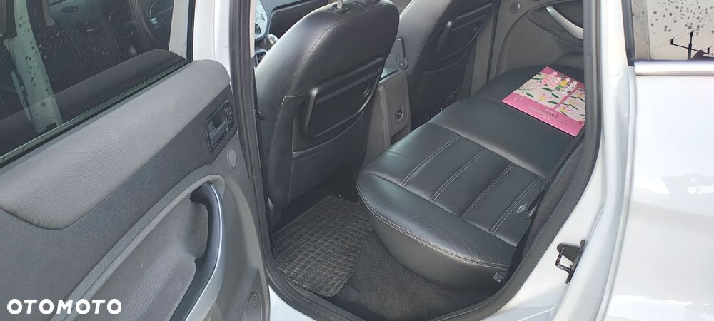 Ford Kuga 2.0 TDCi Individual - 16