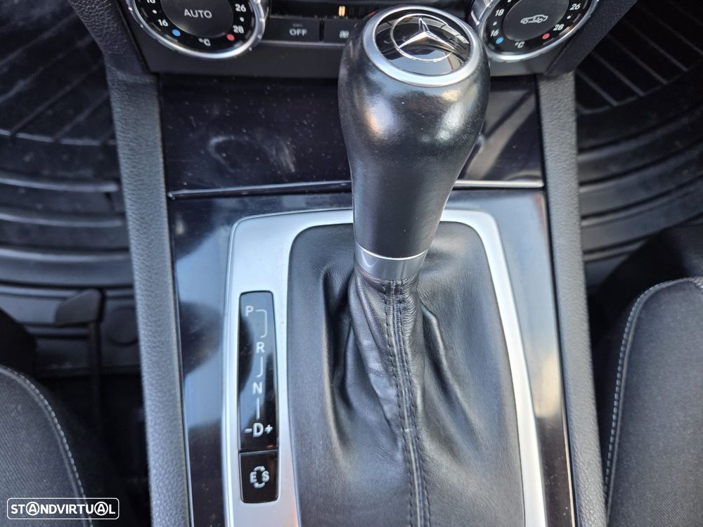 Mercedes-Benz C 220 CDI 7G-TRONIC Avantgarde Edition - 22