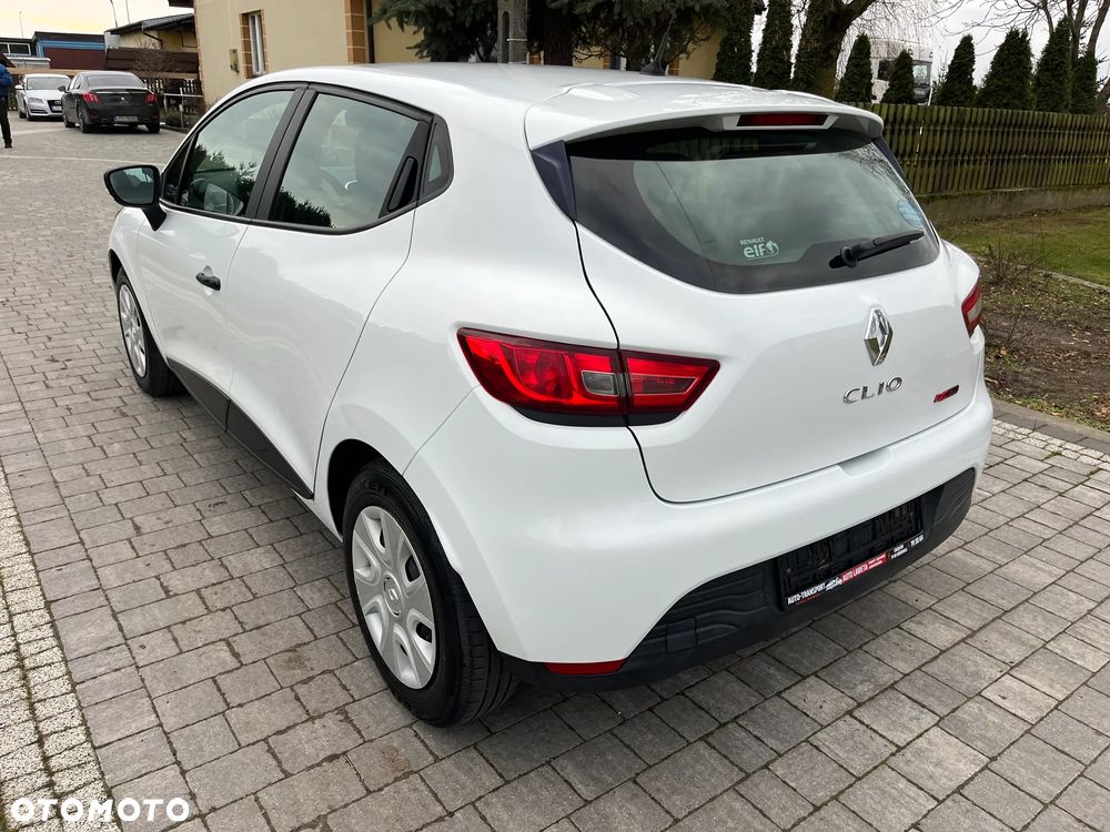 Renault Clio 1.2 16V 75 Experience - 6