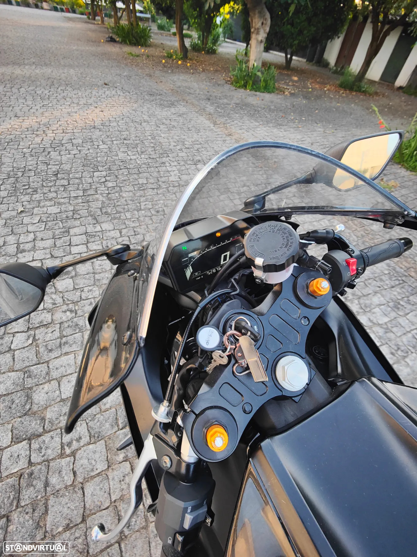 Yamaha YZF Full Power - 8