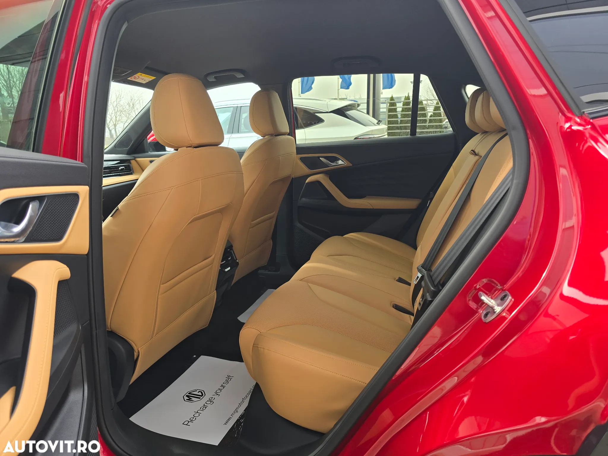 MG HS 1.5 T-GDi 7DCT Exclusive - 16