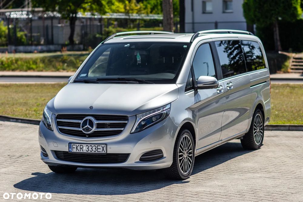 Mercedes-Benz Klasa V - 4