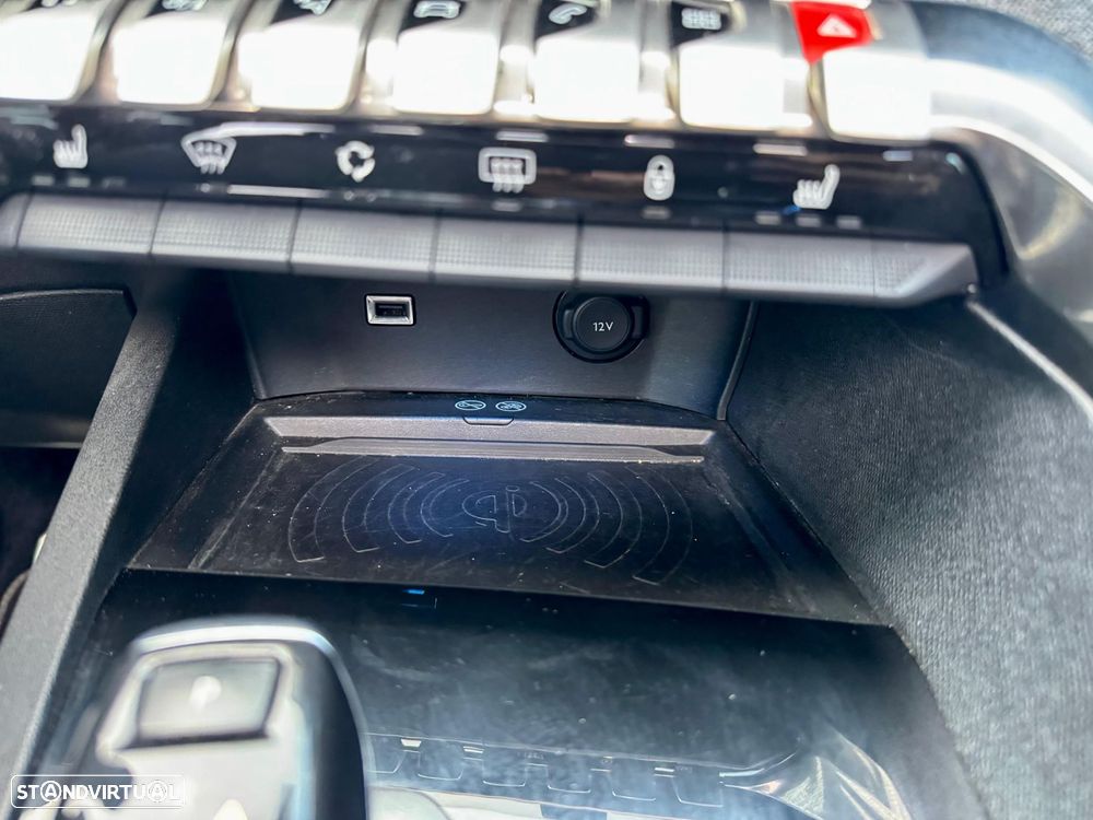 Peugeot 3008 1.6 BlueHDi GT Line EAT6 - 33