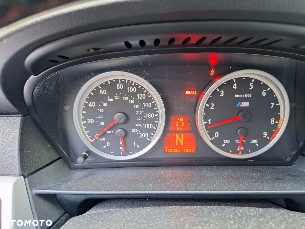 BMW M5 Standard - 9