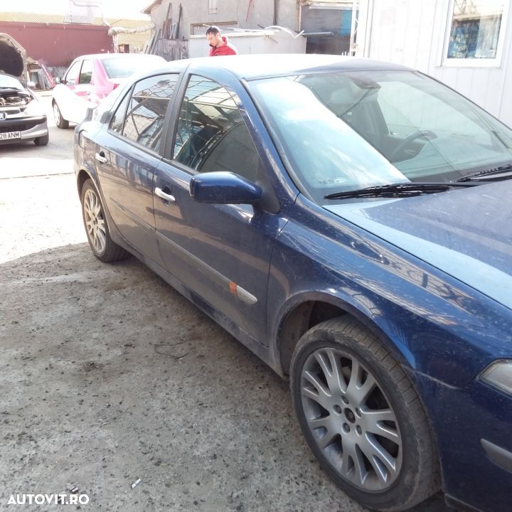 Dezmembrari  Renault LAGUNA 2  2001  > 2007 2.2 dCi Motorina - 1