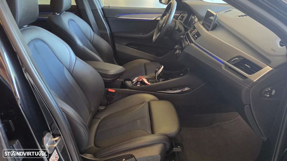 BMW X2 16 d sDrive Auto X Pack M - 53