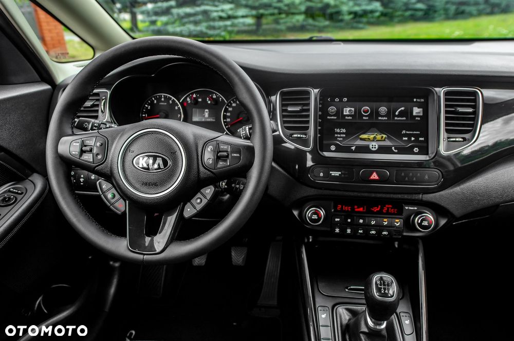 Kia Carens 1.6 GDI ISG Spirit - 24