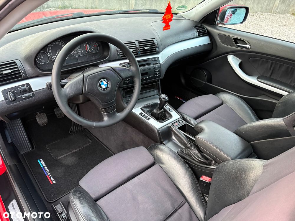 BMW Seria 3 323i - 21