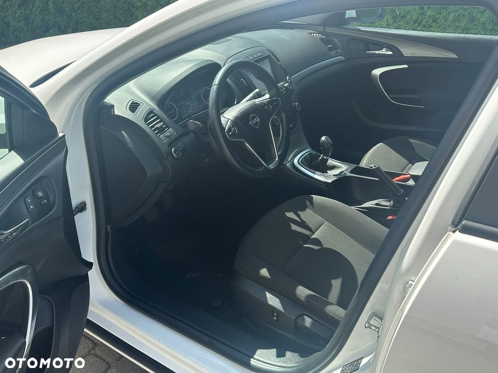 Opel Insignia - 14