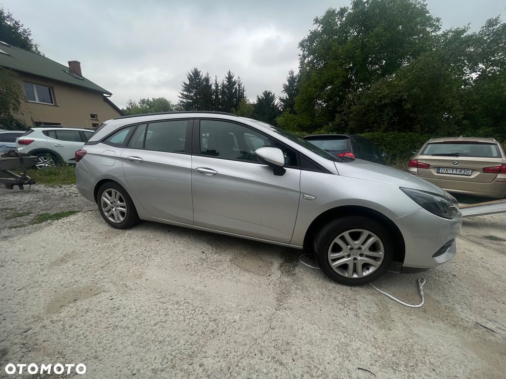 Opel Astra 1.2 T Business Elegance S&S - 3
