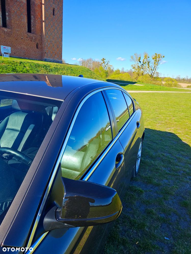 BMW Seria 5 520d - 4