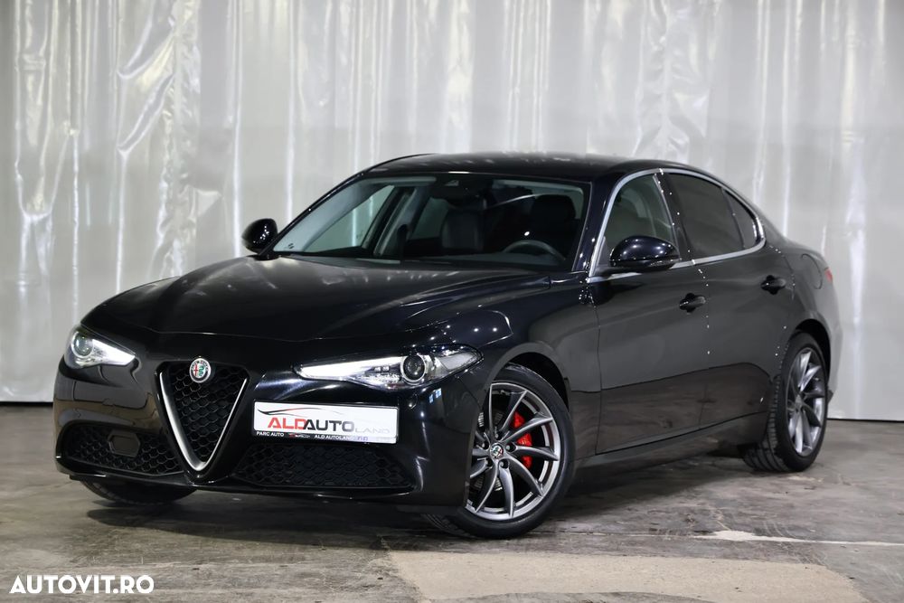 Alfa Romeo Giulia 2.2 - 1
