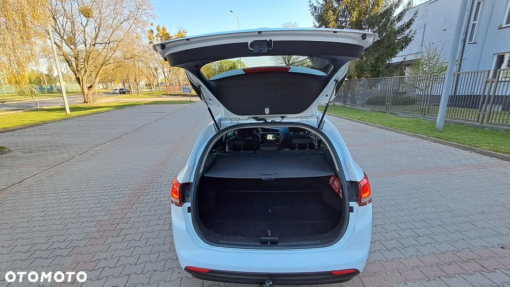 Kia Ceed 1.6 CRDi GT Line - 12