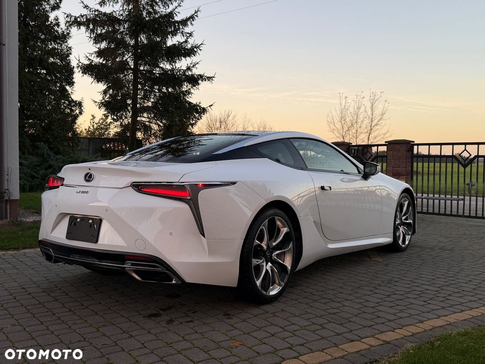 Lexus LC - 10