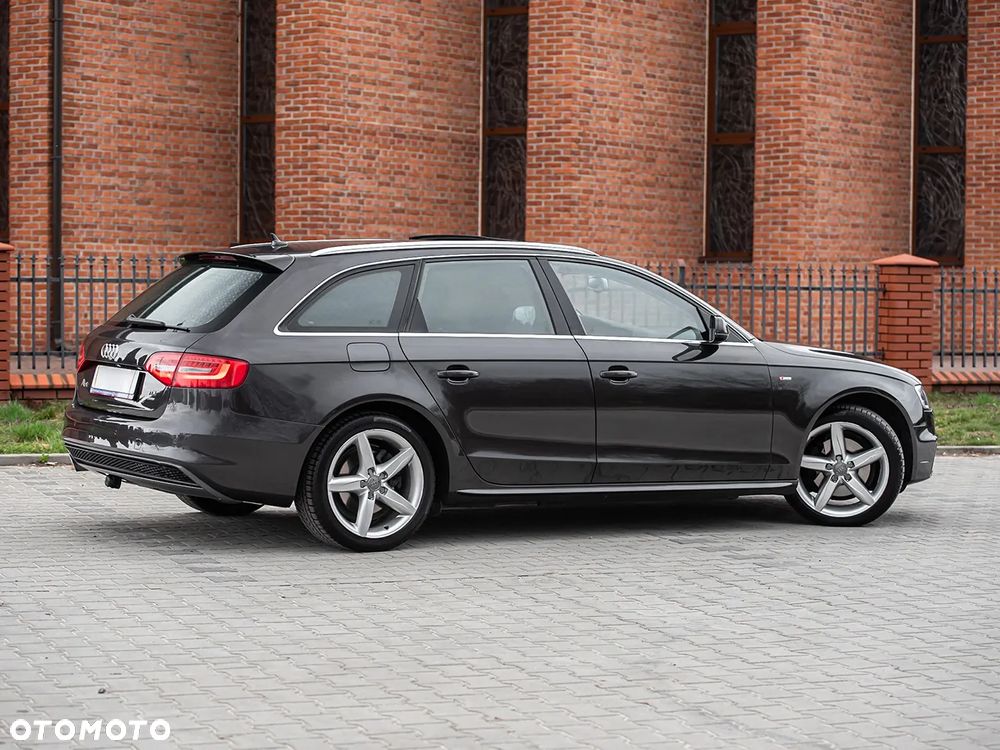 Audi A4 Avant 2.0 TDI DPF quattro S tronic S line Sportpaket - 14
